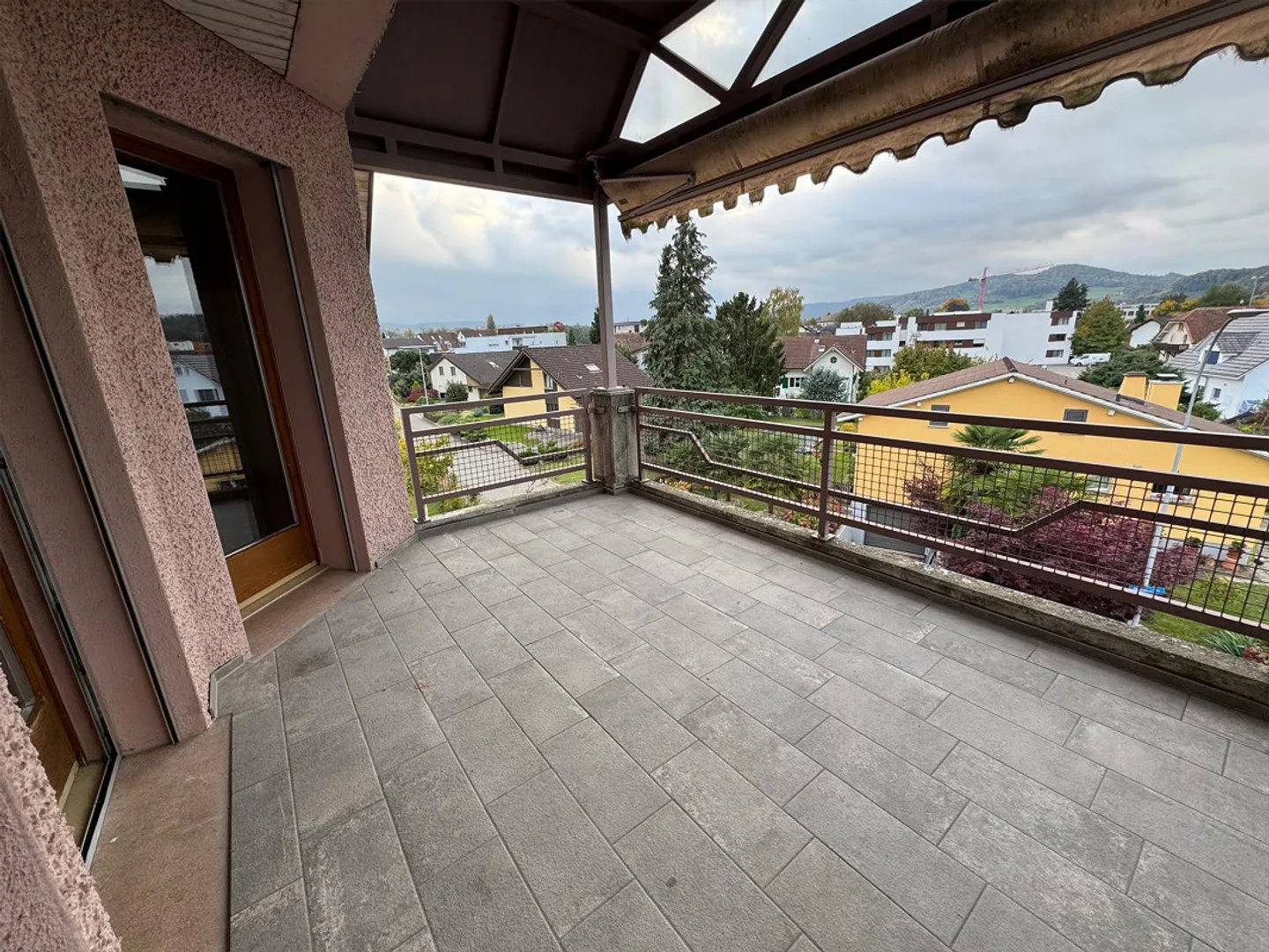 Attikawohnung mit 185m2, Balkon - Foto 5 von 12