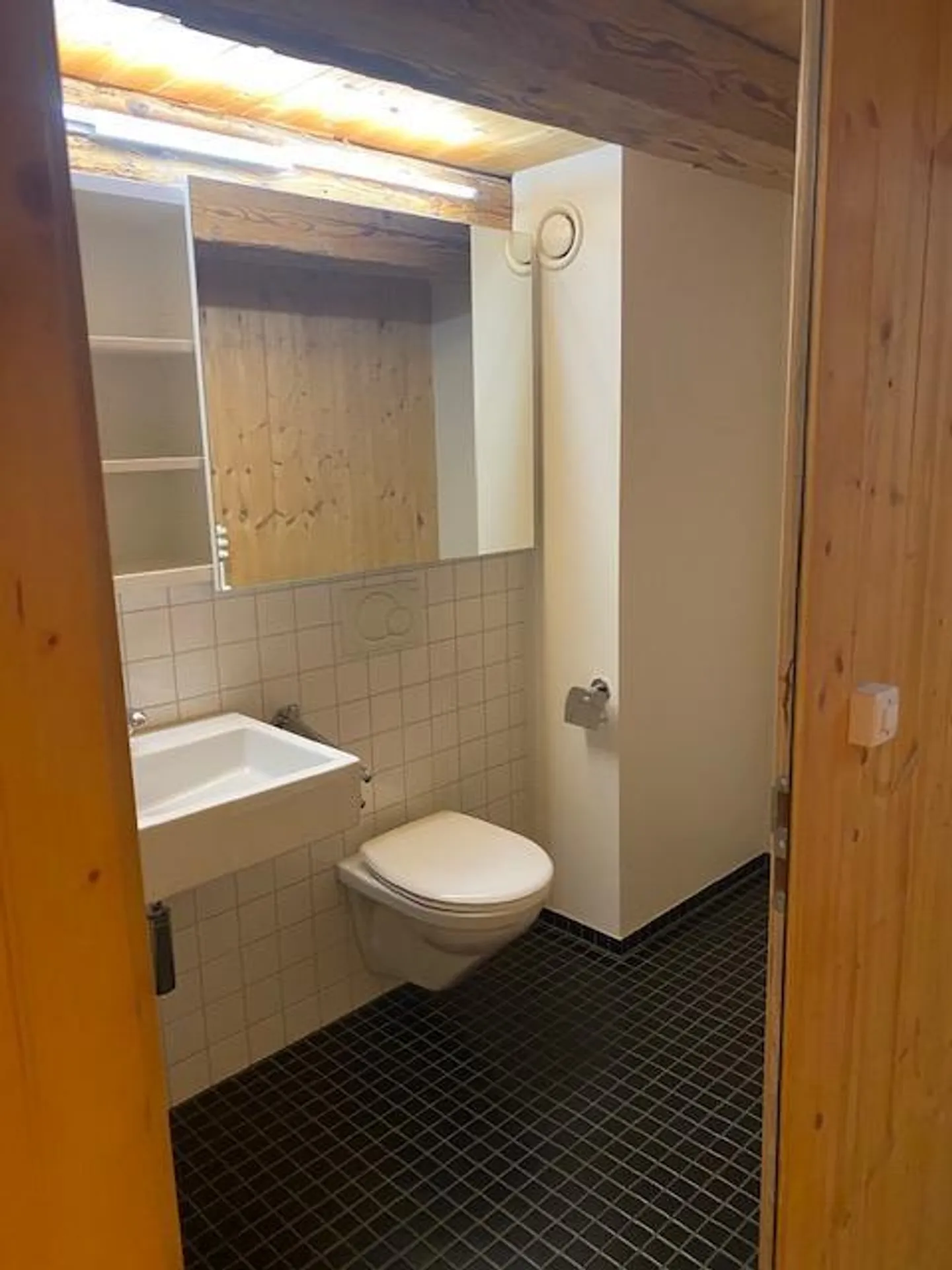 Maison mitoyenne spacieuse dans un endroit idyllique - Waldenburg - Photo 4 sur 30