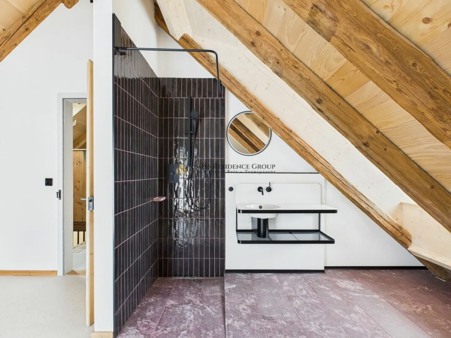 Charmantes Penthouse in Oetwil - Foto 10 von 14