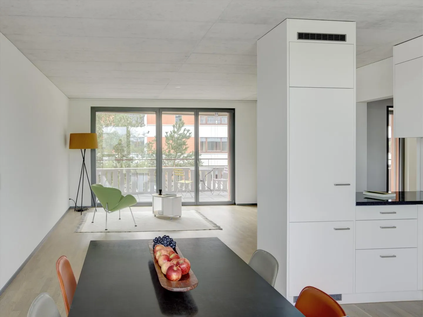 Appartement charmant dans un emplacement calme et bien entretenu - Photo 2 sur 10