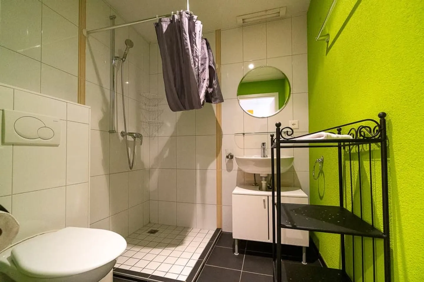 Studio Entièrement Meublé et Équipé - Avec ou Sans Service Hôtelier - Photo 6 sur 6