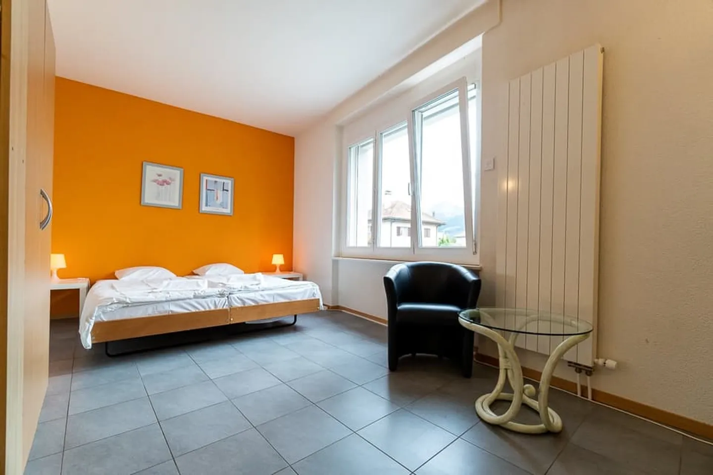 Studio Entièrement Meublé et Équipé - Avec ou Sans Service Hôtelier - Photo 4 sur 6