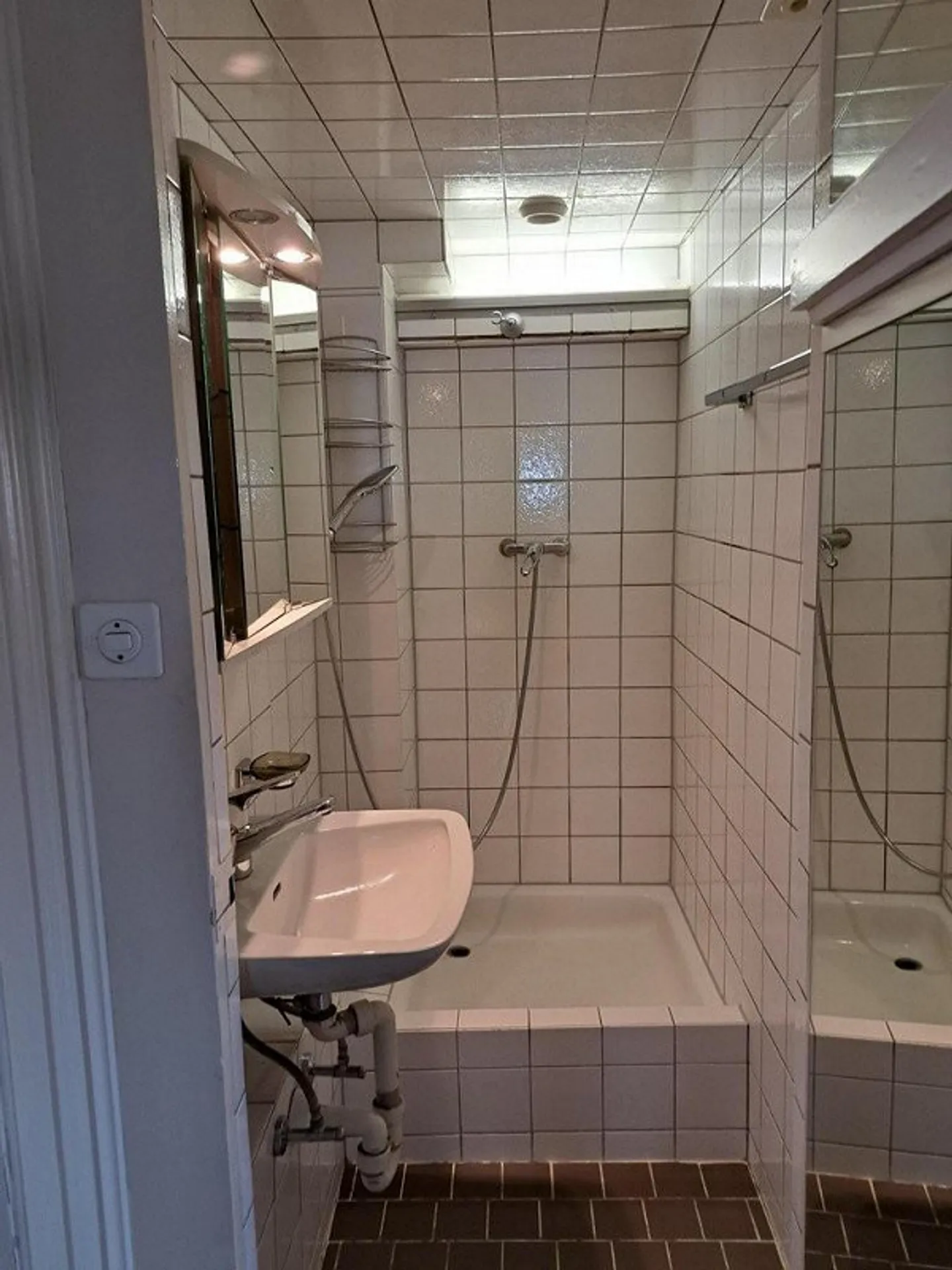 Living in the Heart of Birsfelden - Photo 6 of 12