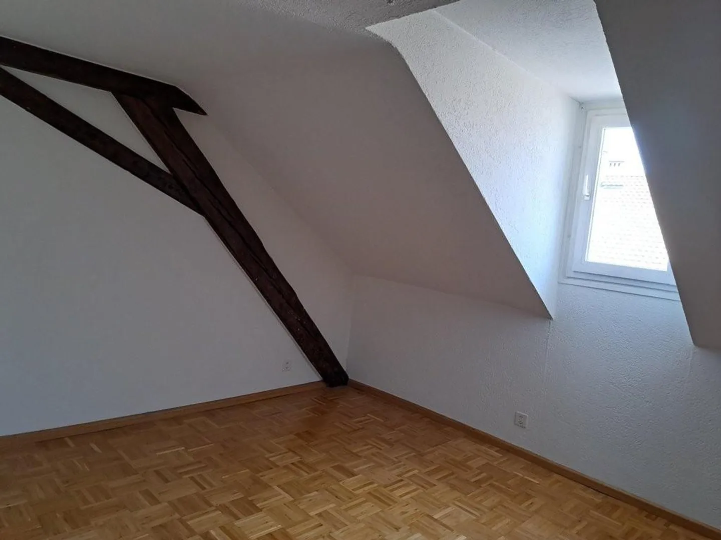 Living in the Heart of Birsfelden - Photo 11 of 12