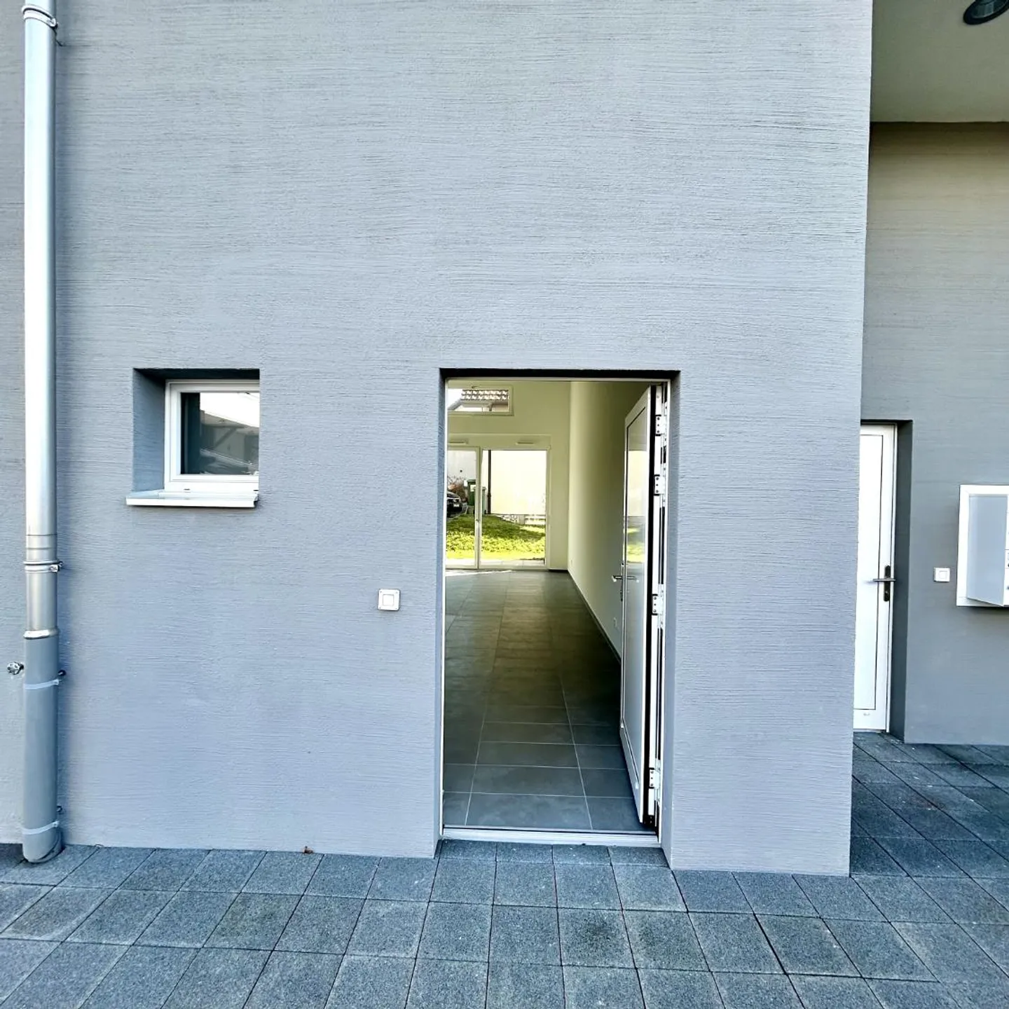 Espace Commercial Lumineux - Photo 9 sur 10