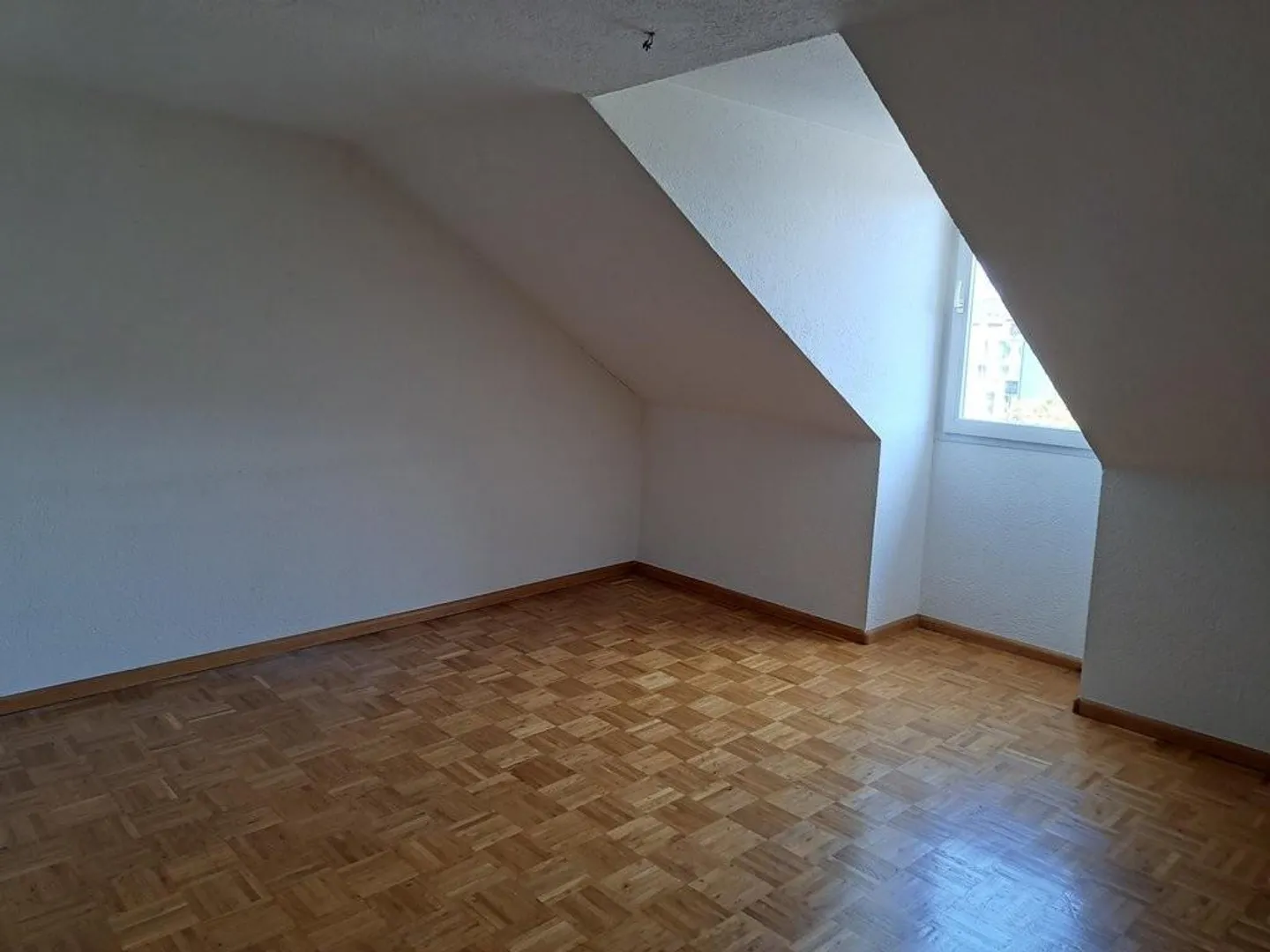 Living in the Heart of Birsfelden - Photo 9 of 12