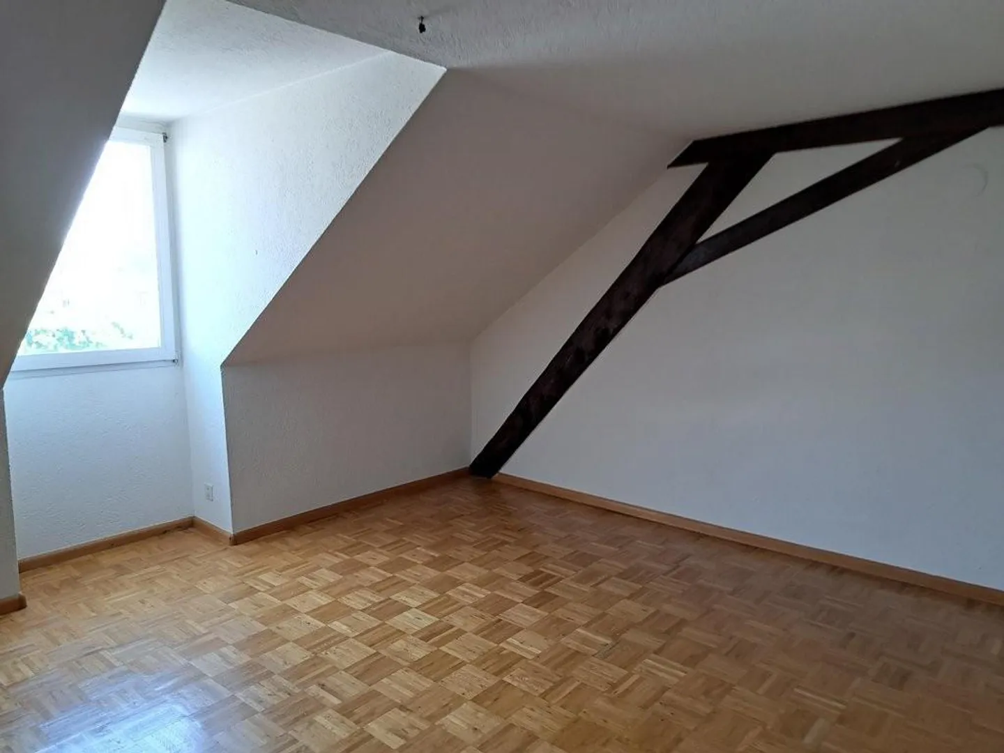 Living in the Heart of Birsfelden - Photo 10 of 12