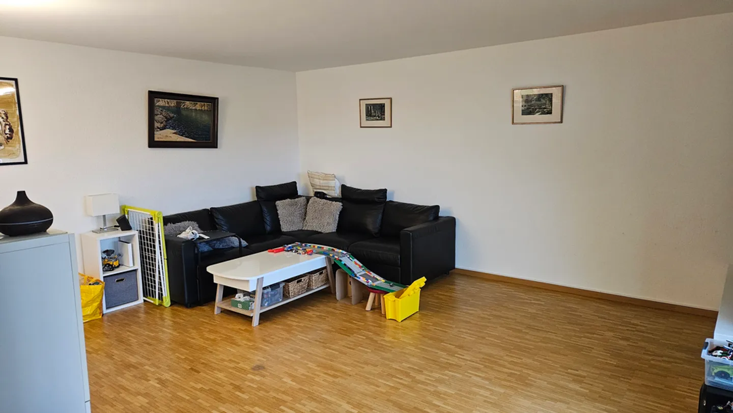Wunderschöne 4,5-Zimmer-Wohnung zu vermieten - Foto 2 von 8