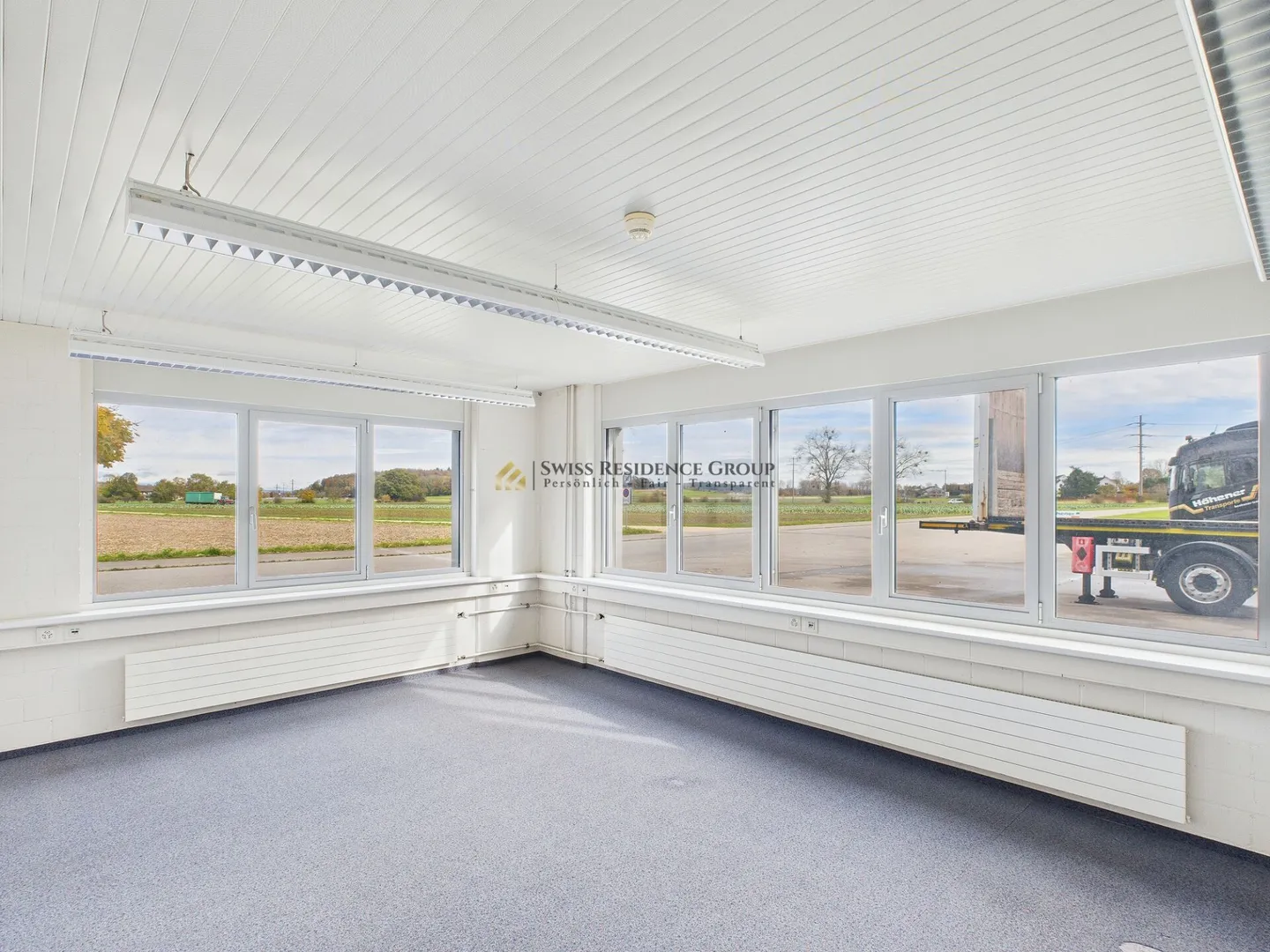 Office - Production & Industrial Building in Prime Location for Rent - Photo 28 of 40