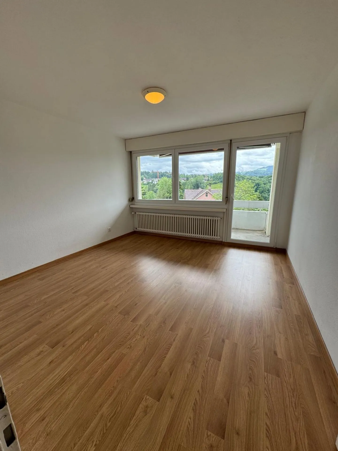 Appartamento piacevole e ben curato con bella vista di 2 stanze - Foto 3 di 11