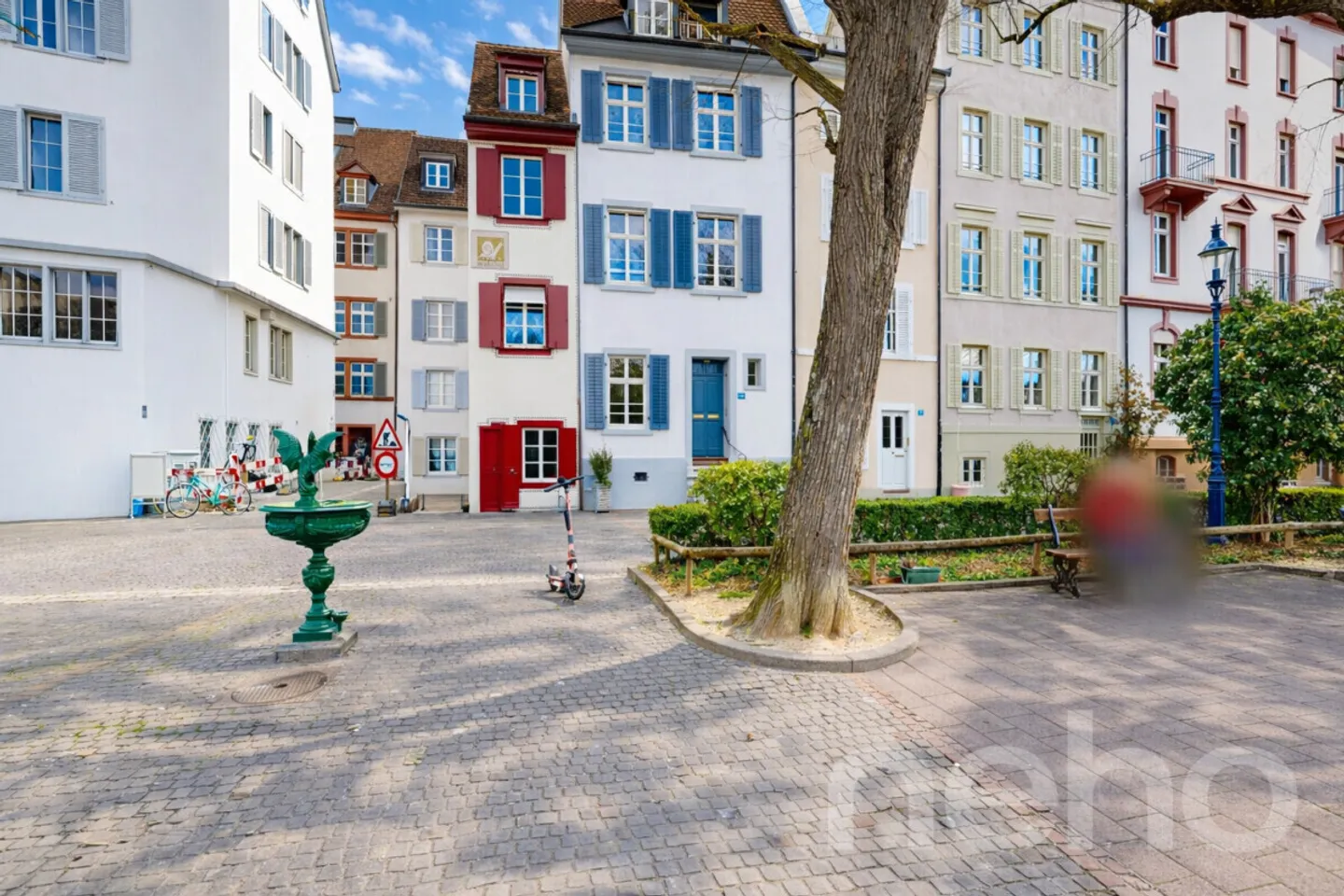 Living on the Rhine with a unique view of Basel Minster - Photo 10 of 11