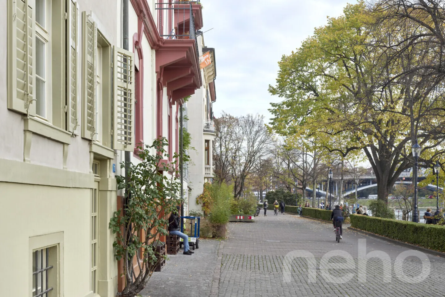 Living on the Rhine with a unique view of Basel Minster - Photo 11 of 11