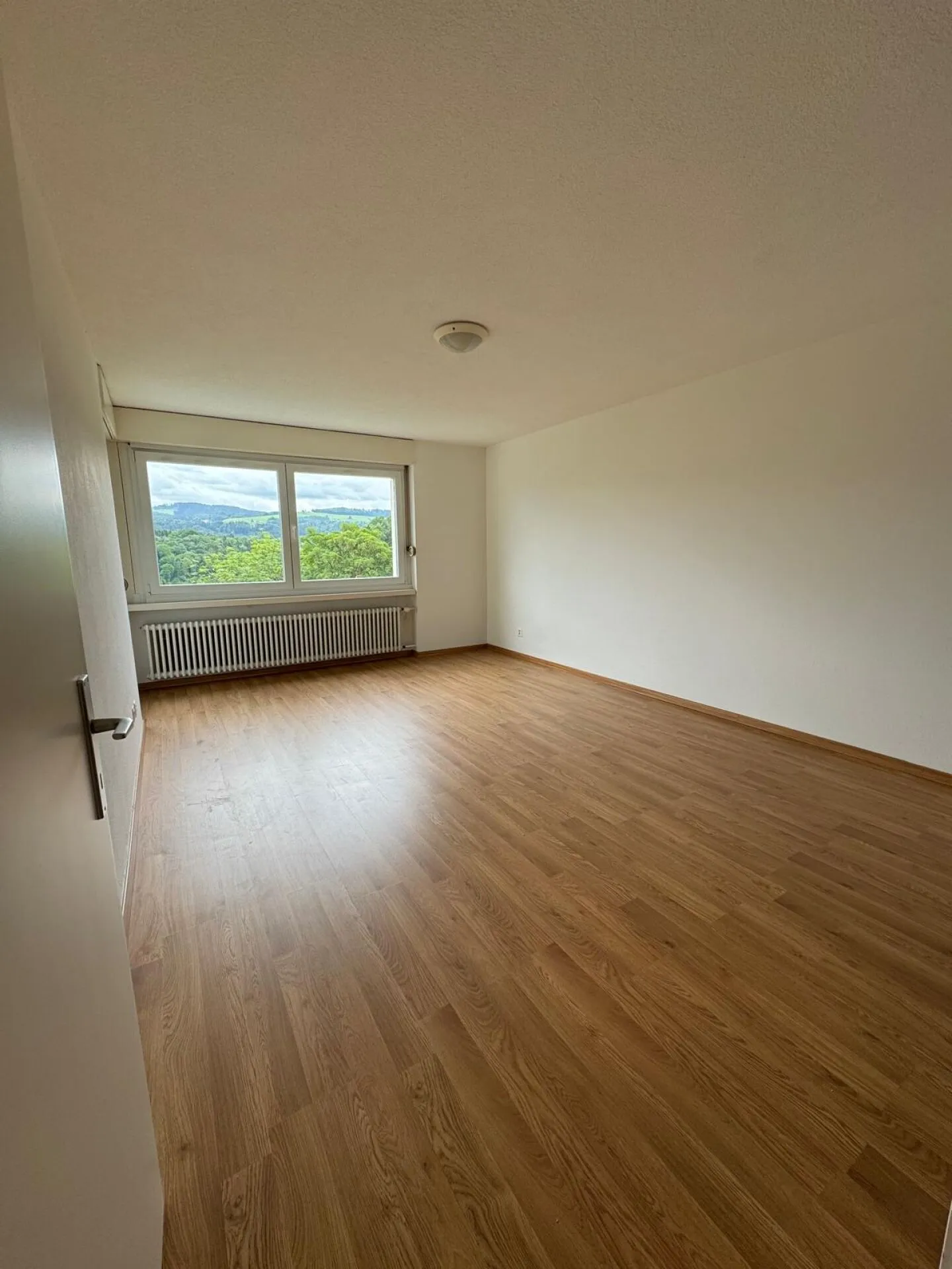 Appartamento piacevole e ben curato con bella vista di 2 stanze - Foto 9 di 11