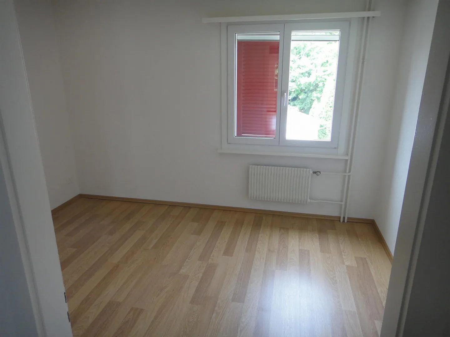 Appartement 4 pièces comme neuf avec balcon - Photo 8 sur 11
