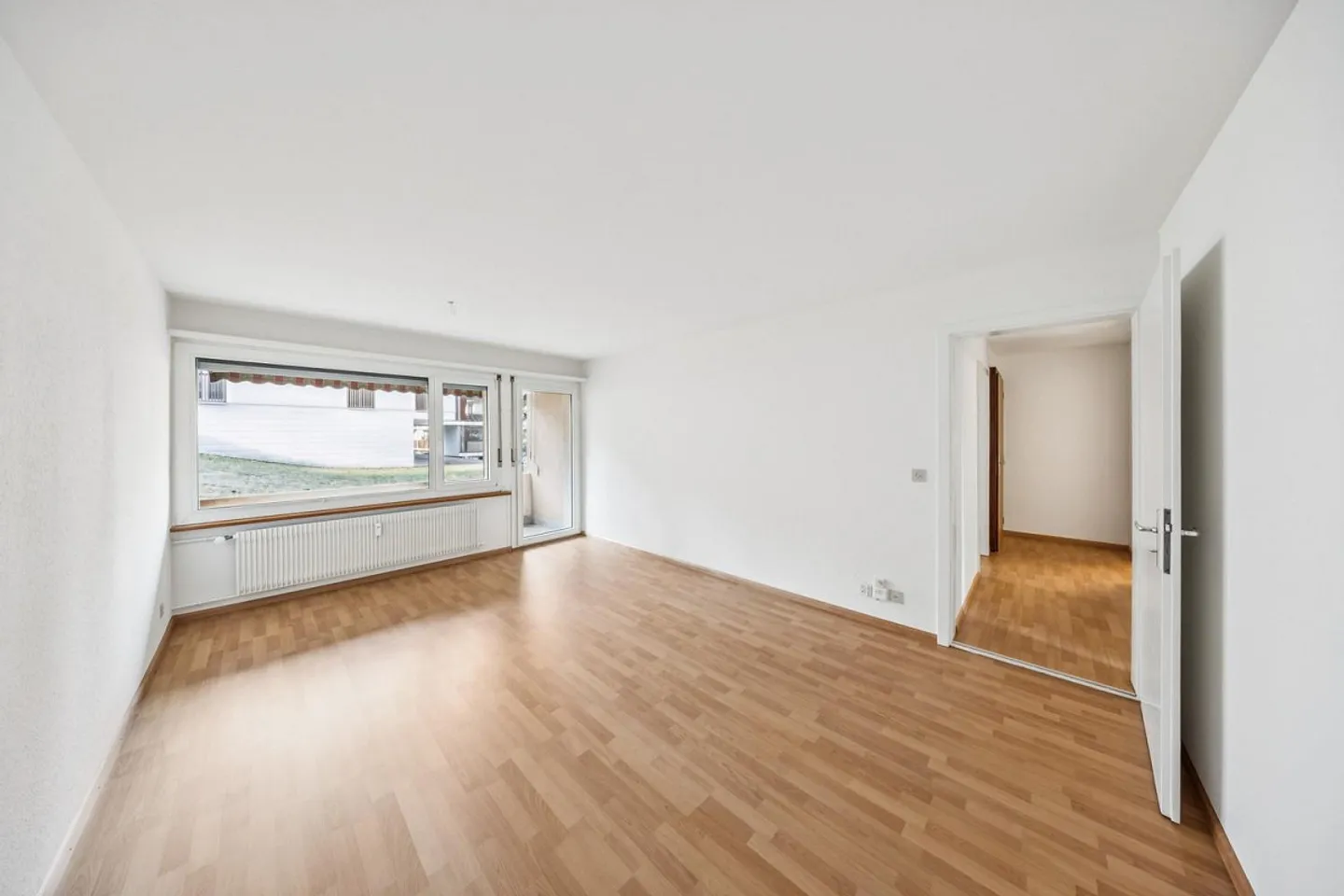 Vivre dans le vert dans un appartement entièrement rénové - Photo 8 sur 10