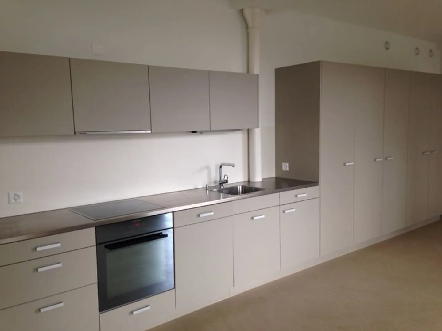 Living in Loft Style - Photo 4 of 5