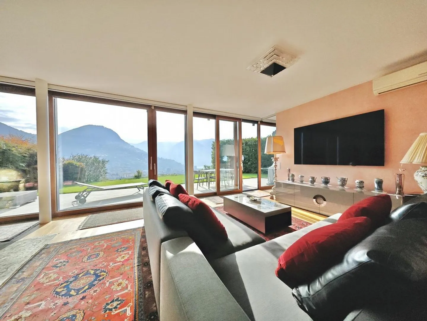 Lugano: 4.5-room apartment with terrace and garden overlooking the lake - Photo 23 of 24