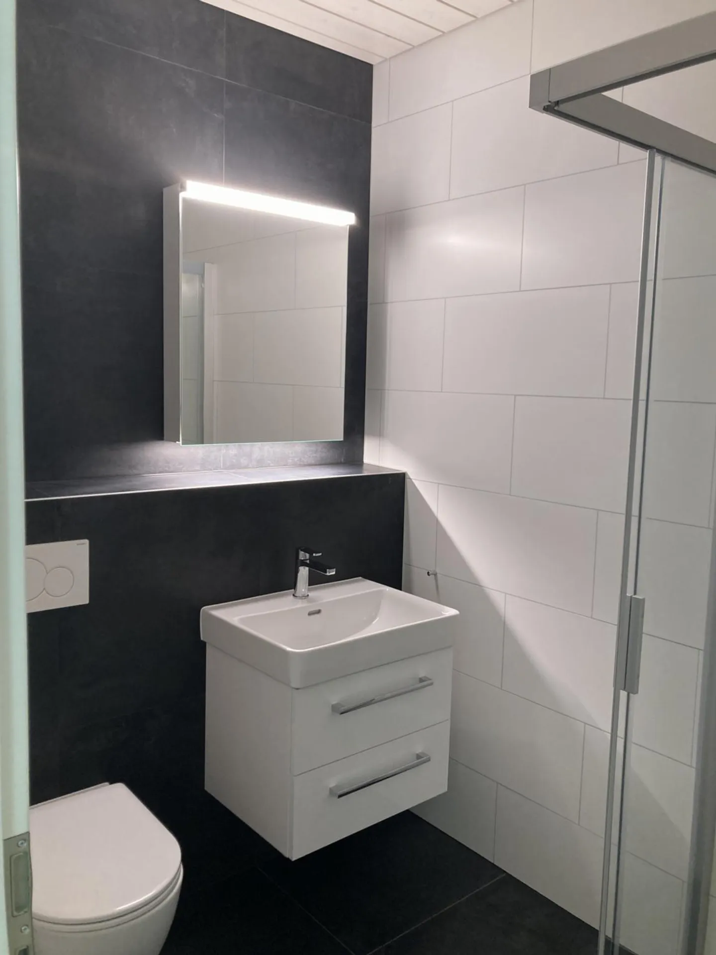 Wunderschöne 2½-Zimmer-Duplexwohnung mit großer Mezzanine - Foto 3 von 5