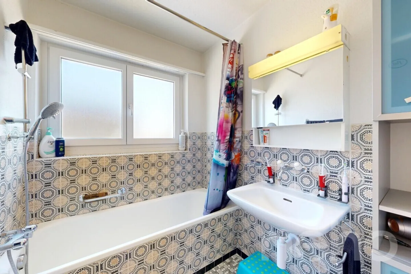 Maison multifamiliale bien entretenue avec 9 appartements à Schwarzenbach SG - Photo 8 sur 12