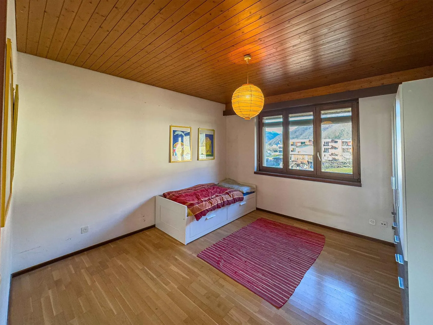 Spacious twin house with garden in Melano - Photo 7 of 19