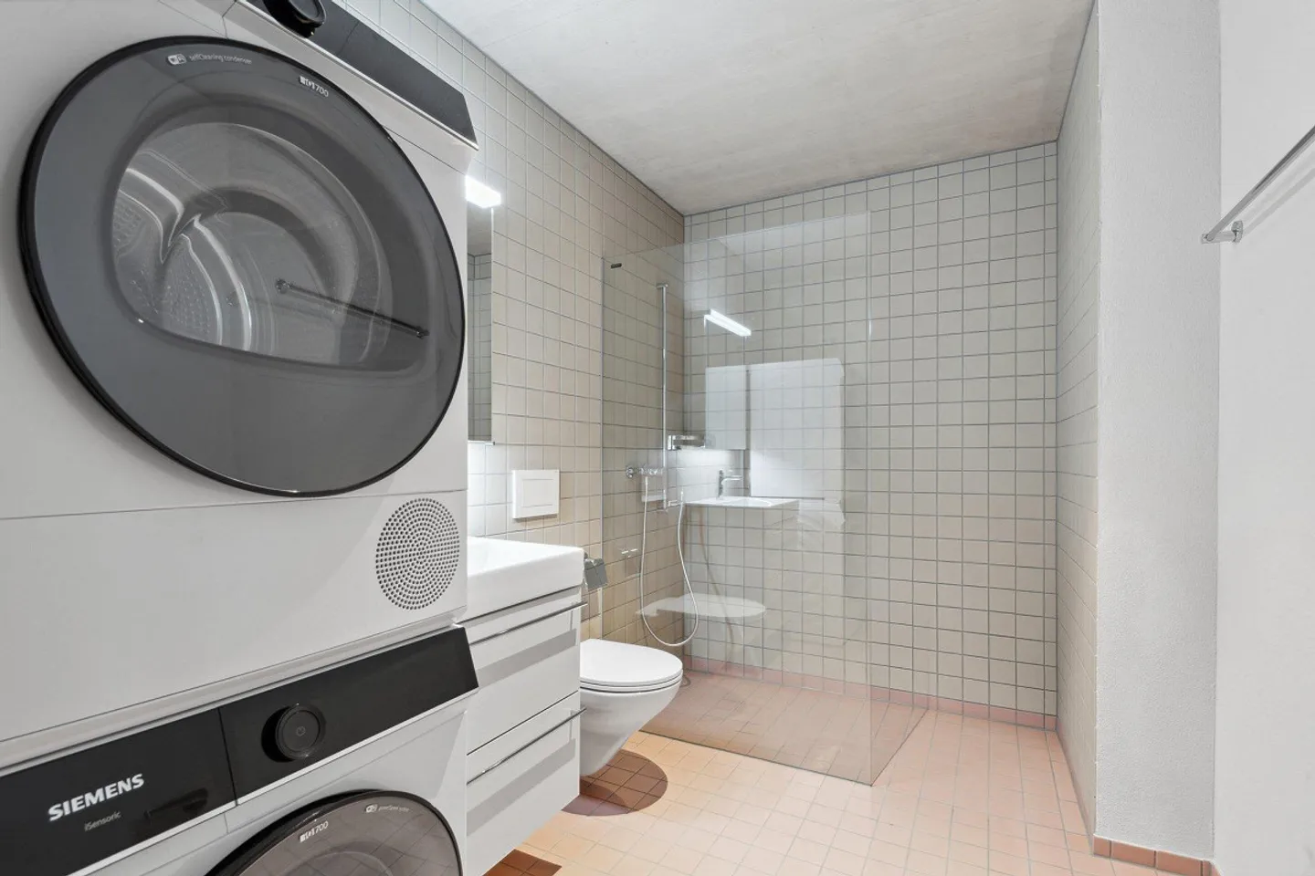 Appartamento moderno 2.5 locali con balcone - Foto 3 di 7