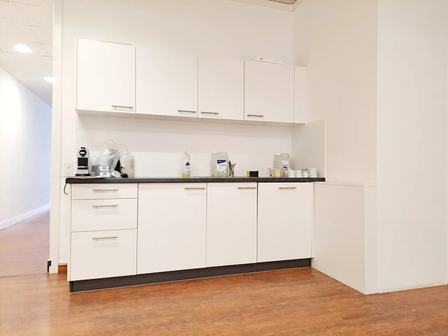 Spazio ufficio in affitto - Foto 5 di 10