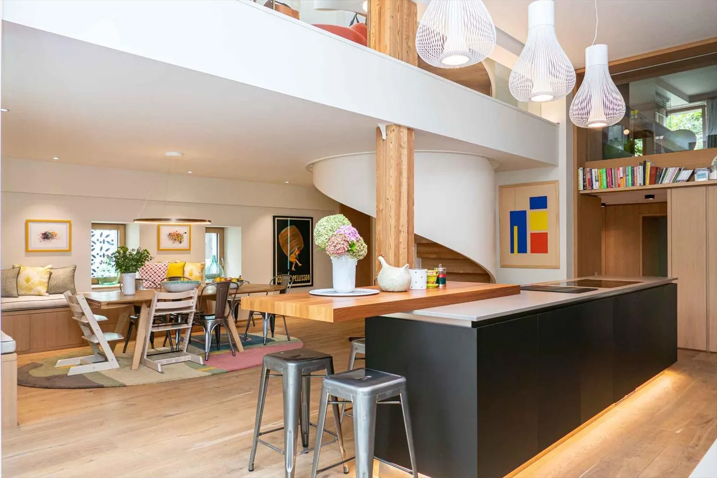 Casa completamente ristrutturata in un contesto bucolico a Vandoeuvres - Foto 2 di 13