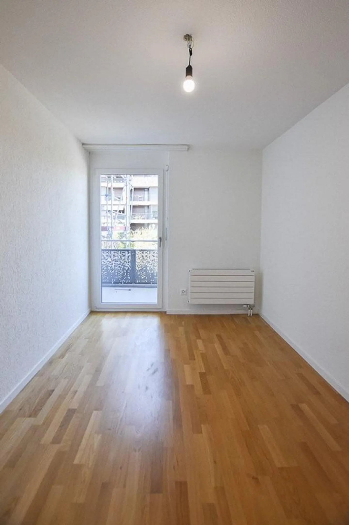 Appartamento ristrutturato di 3,5 stanze con galleria in affitto - Foto 4 di 10