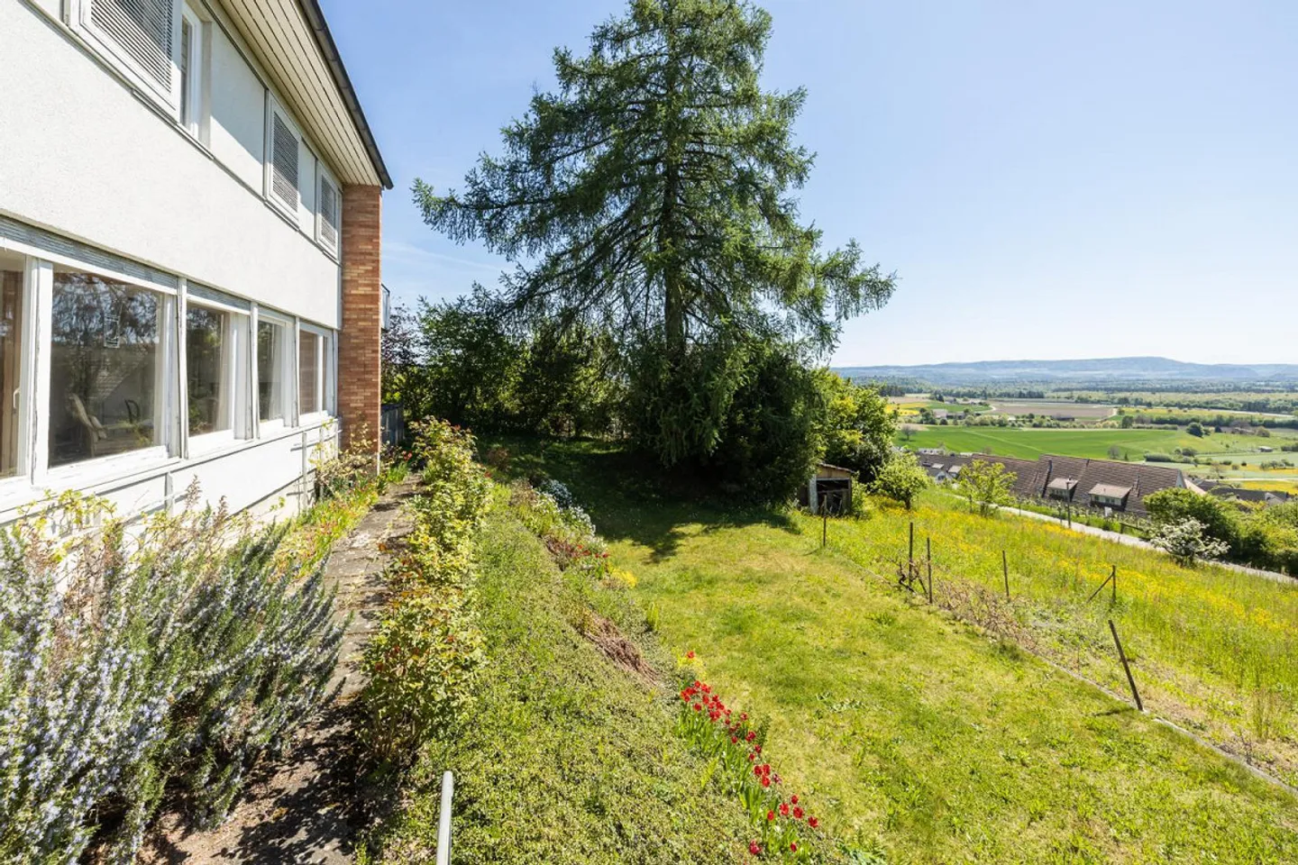 Opportunité d'investissement avec vue panoramique dégagée - Photo 7 sur 12