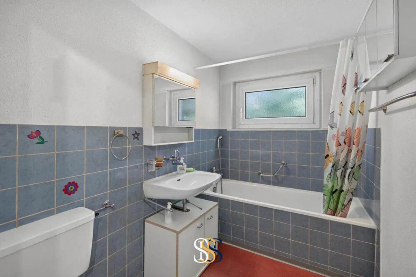Affascinante casa unifamiliare con vista e grande giardino - Foto 9 di 17