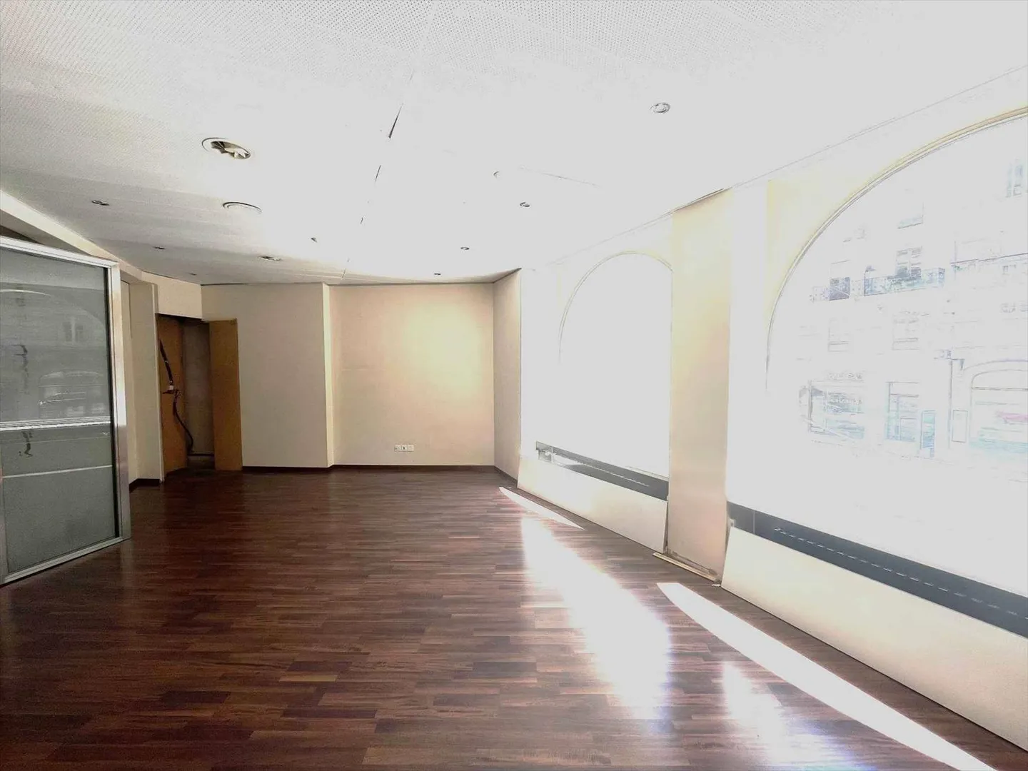 Arcade - Optimale Sichtbarkeit - in der Nähe des Bahnhofs Cornavin - Foto 4 von 6