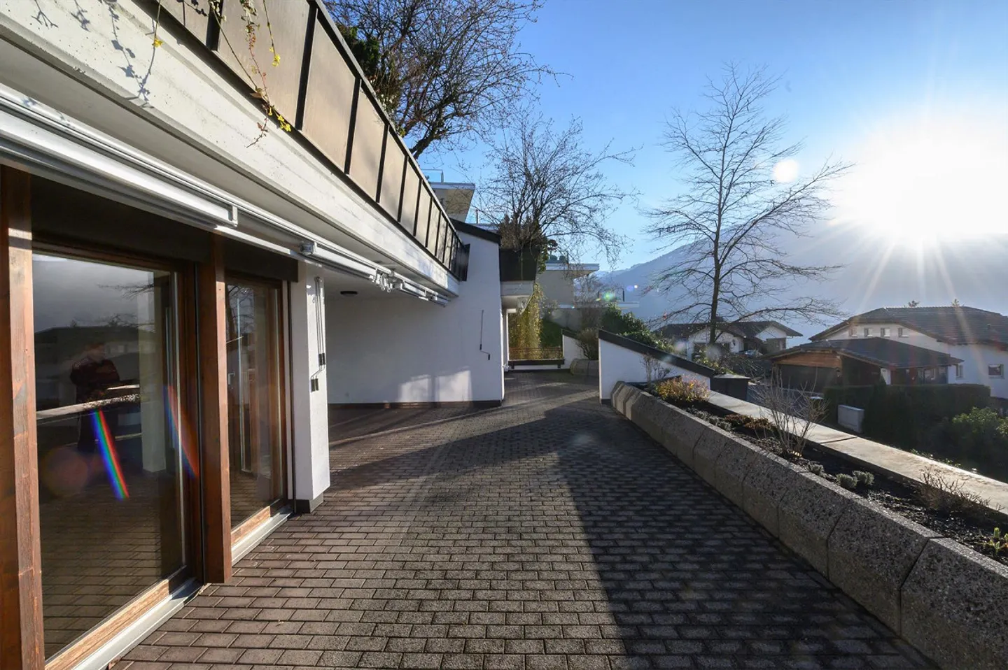 Terrassenwohnung mit Seesicht - Foto 1 von 8