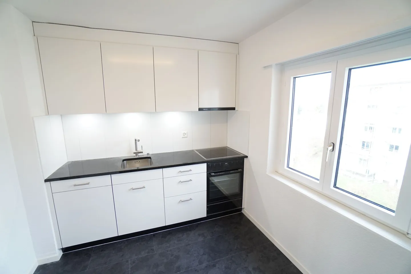 Frisch Renovierte Wohnung - Foto 3 von 10