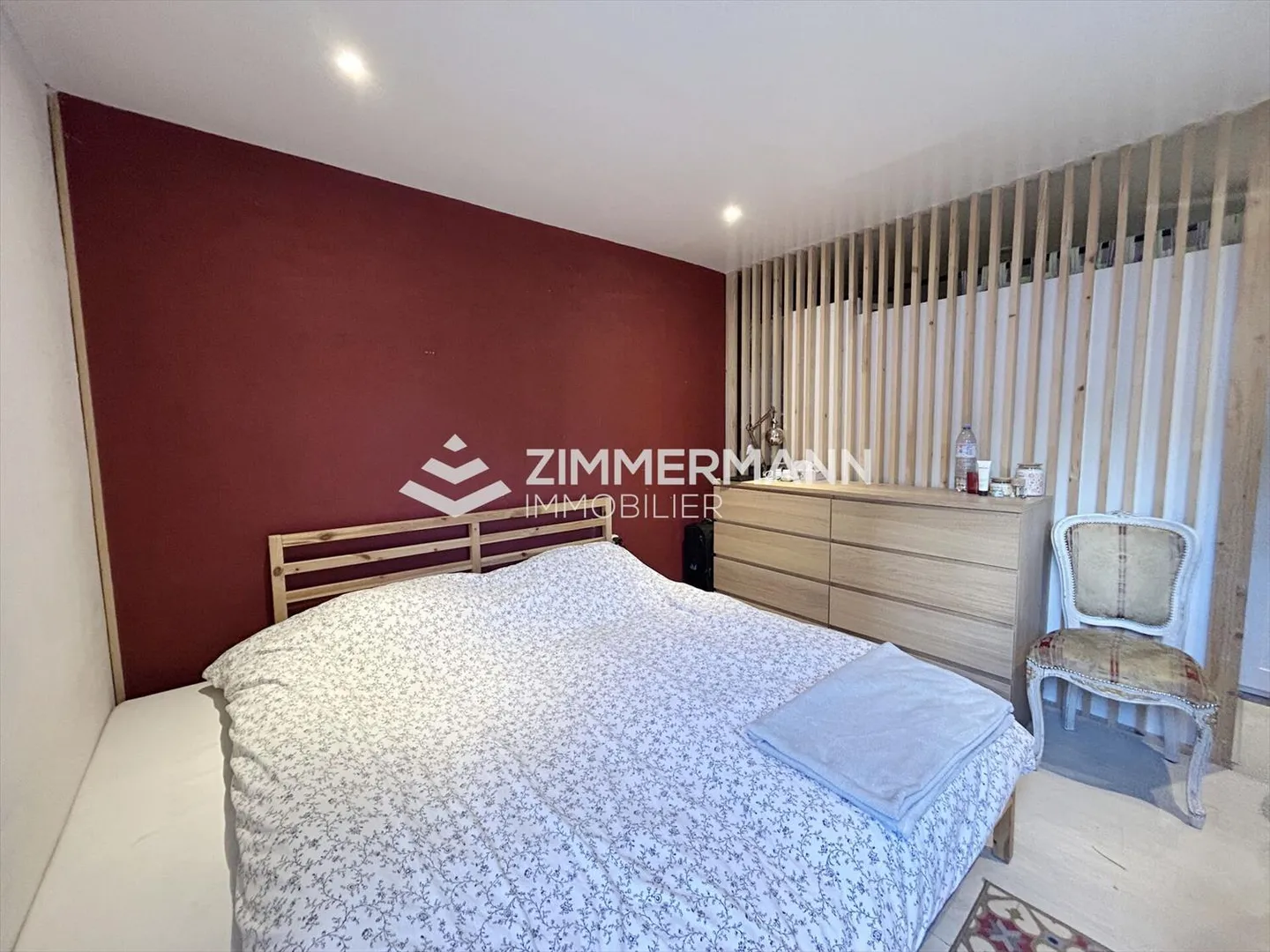 Maison spacieuse avec véranda, jardin et dépendance - à quelques minutes de Genève - Photo 4 sur 8