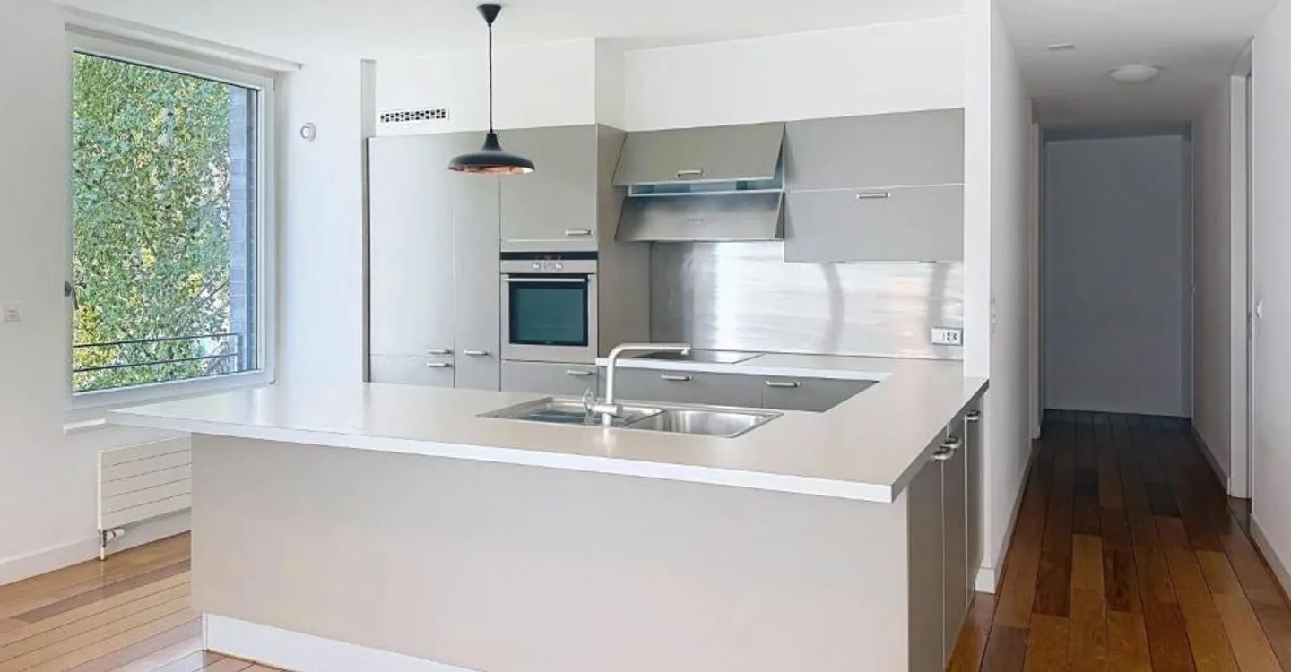 Hervorragende helle Wohnung, nur einen Steinwurf vom See und dem prestigeträchtigen Montreux Palace entfernt - Foto 3 von 8
