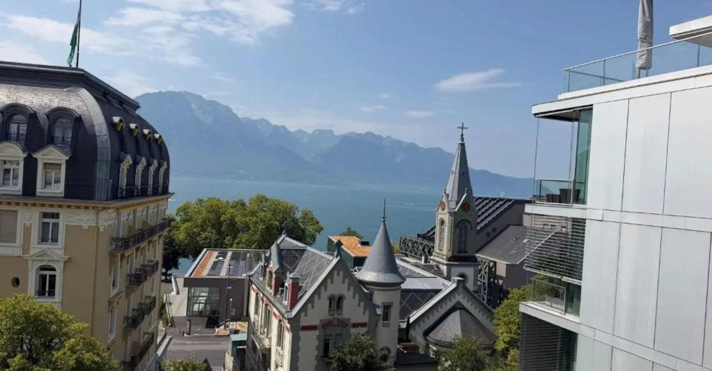 Hervorragende helle Wohnung, nur einen Steinwurf vom See und dem prestigeträchtigen Montreux Palace entfernt - Foto 1 von 8