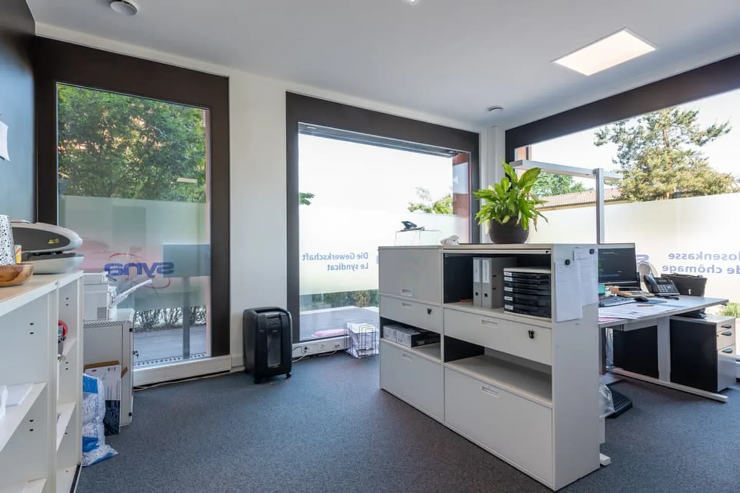 Ecco il tuo successo commerciale a casa - disponibile immediatamente e nella migliore posizione - Foto 1 di 11