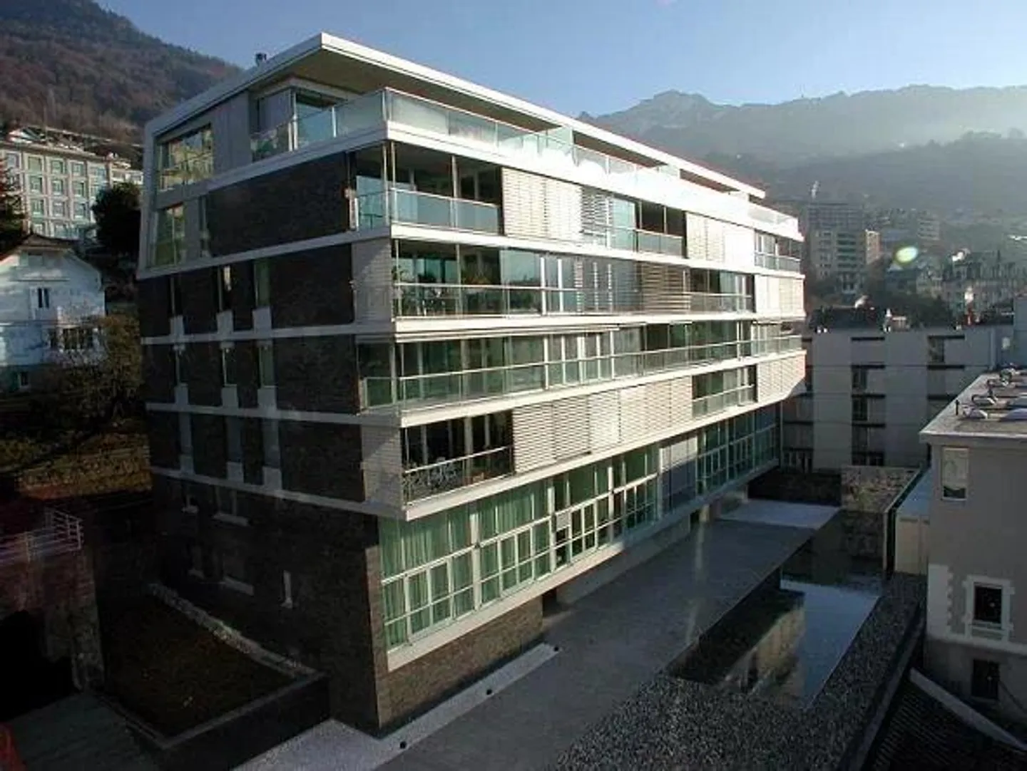 Hervorragende helle Wohnung, nur einen Steinwurf vom See und dem prestigeträchtigen Montreux Palace entfernt - Foto 8 von 8