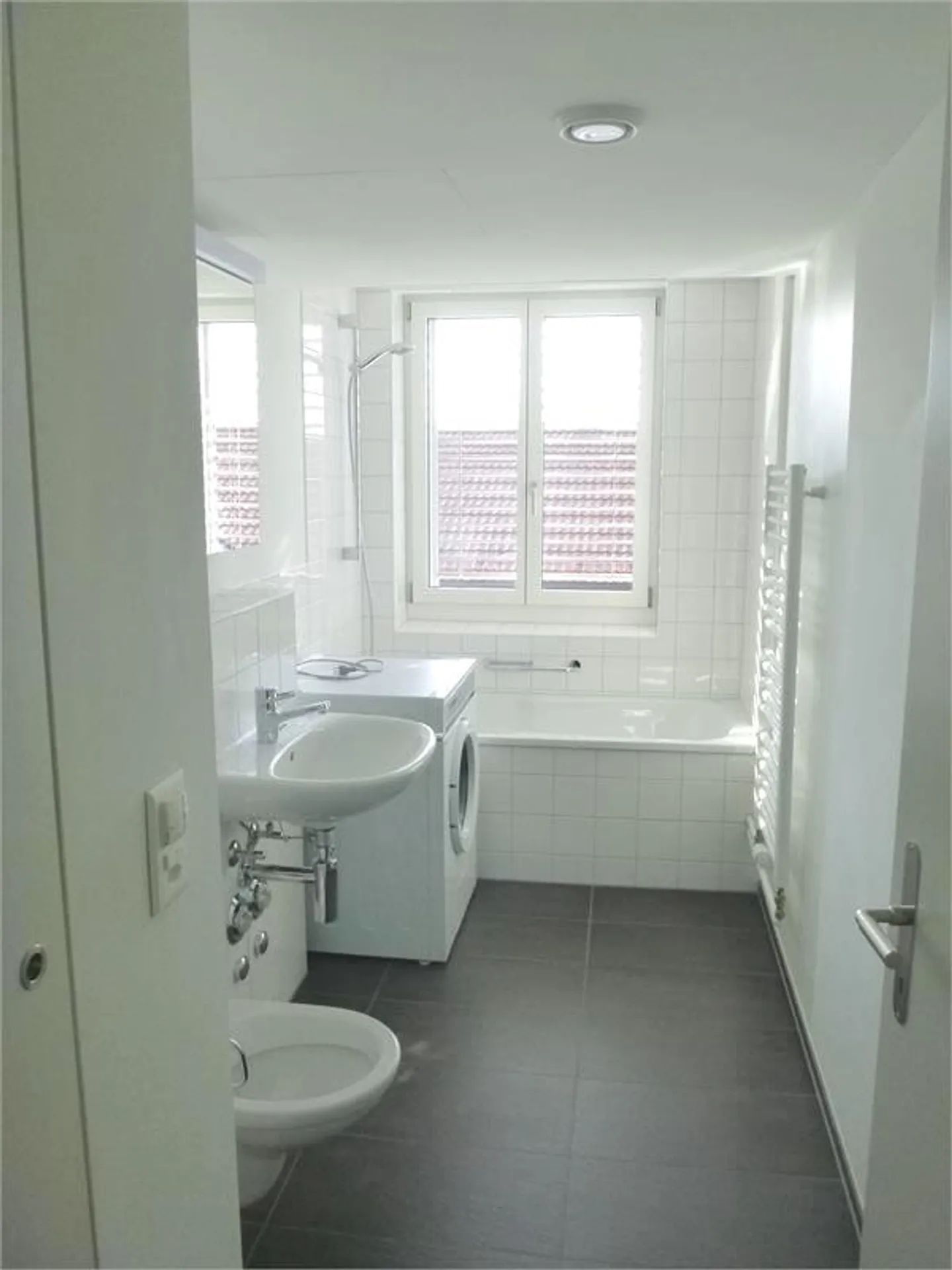 Modern 4-room apartment with balcony - Photo 5 of 8
