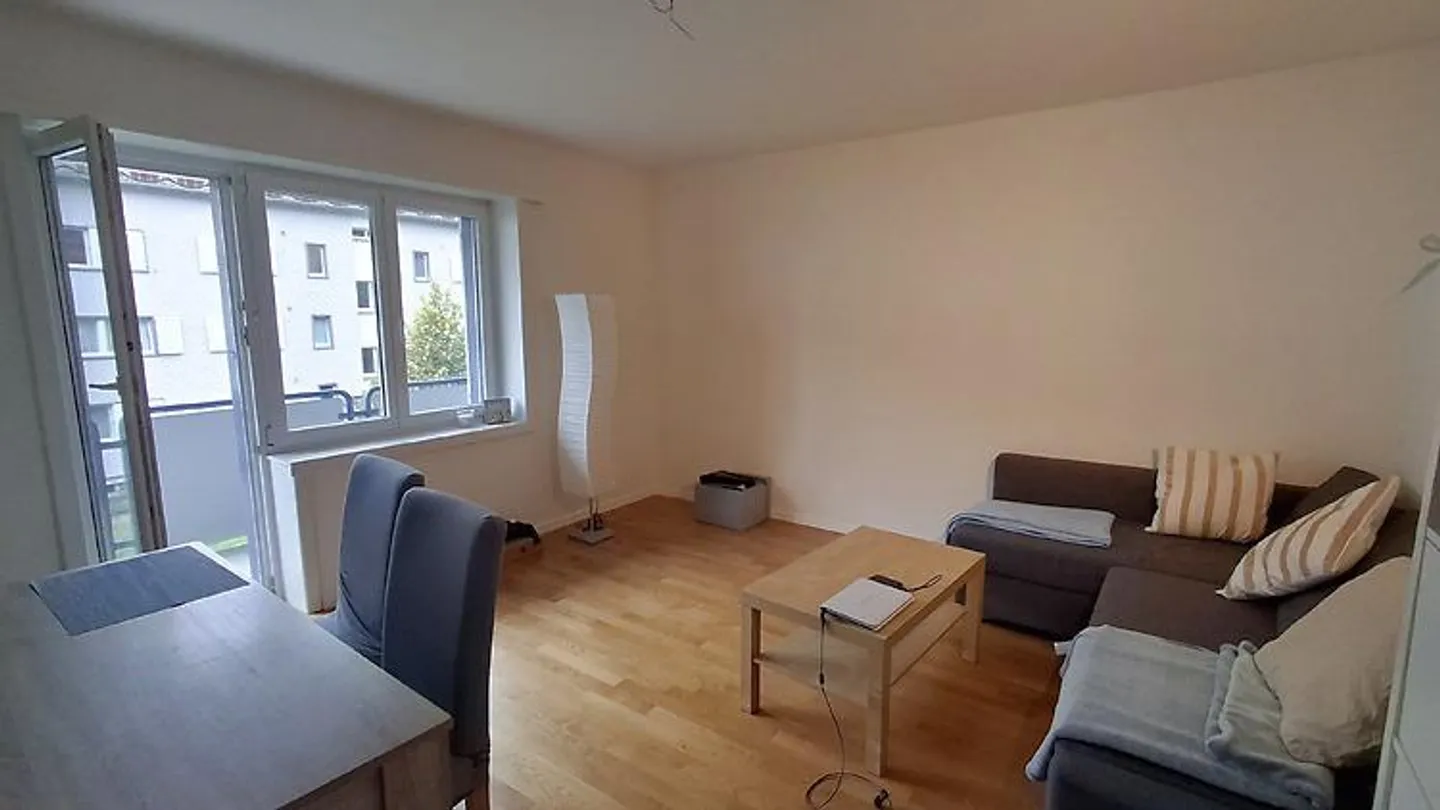 Möblierte Wohnung in Schaffhausen - Foto 1 von 9