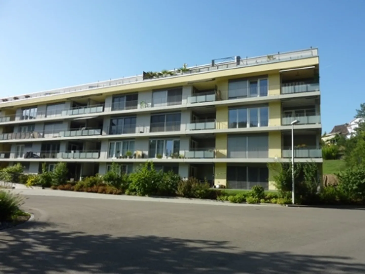 Attraktive Wohnung mit grosser Dachterrasse - Foto 2 von 6