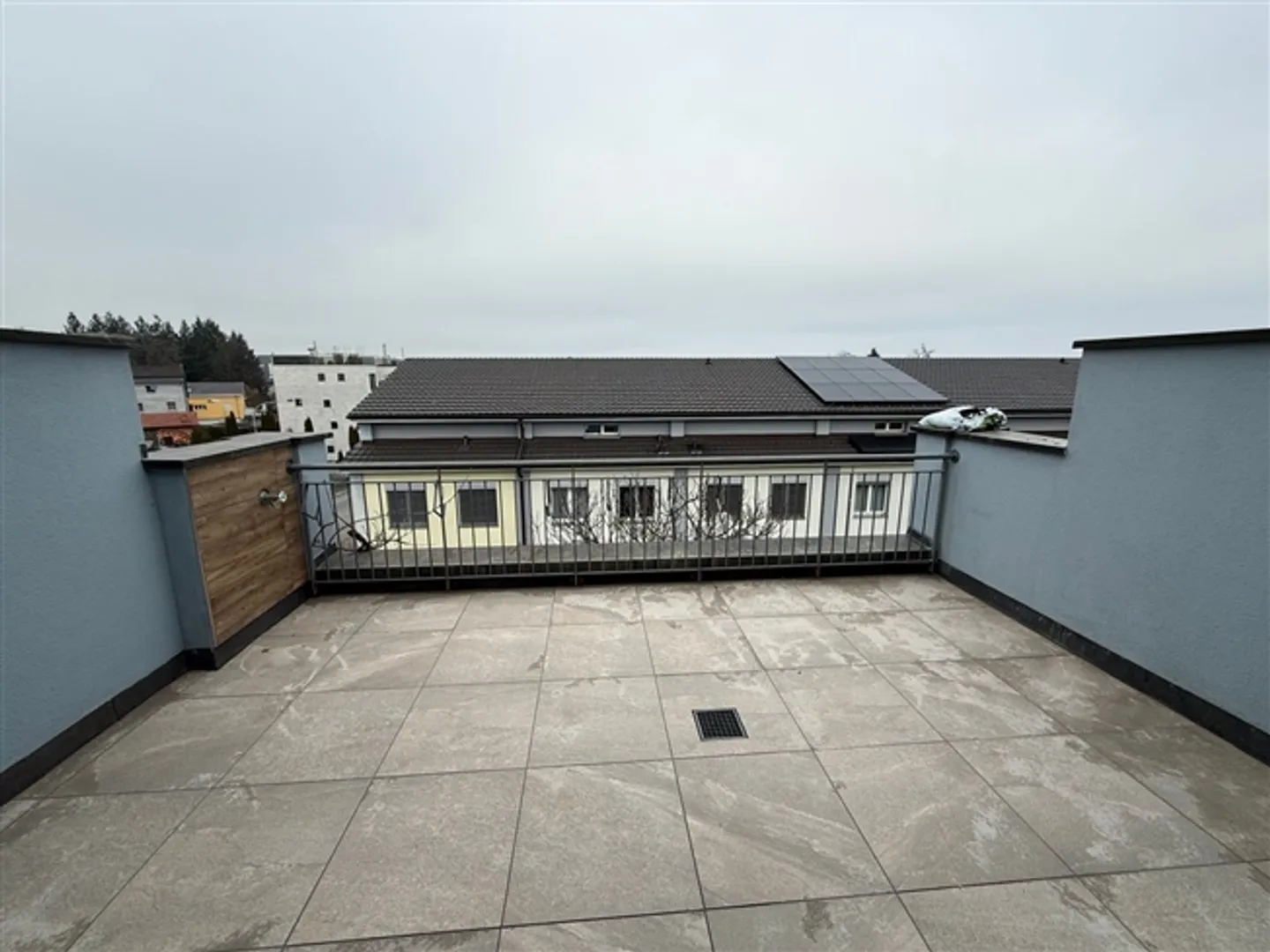 Charmantes Reihenhaus mit Terrasse - Foto 12 von 13