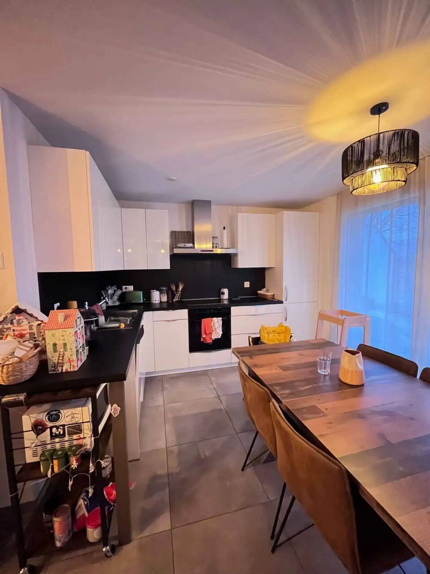 Apartment for rent - Photo 2 of 6