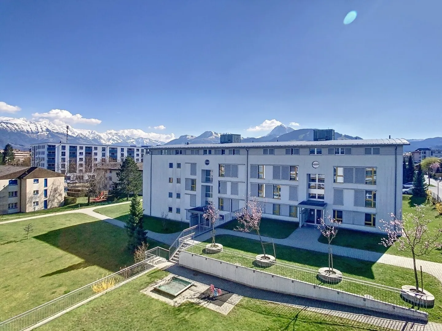 Appartement à louer - Photo 1 sur 9