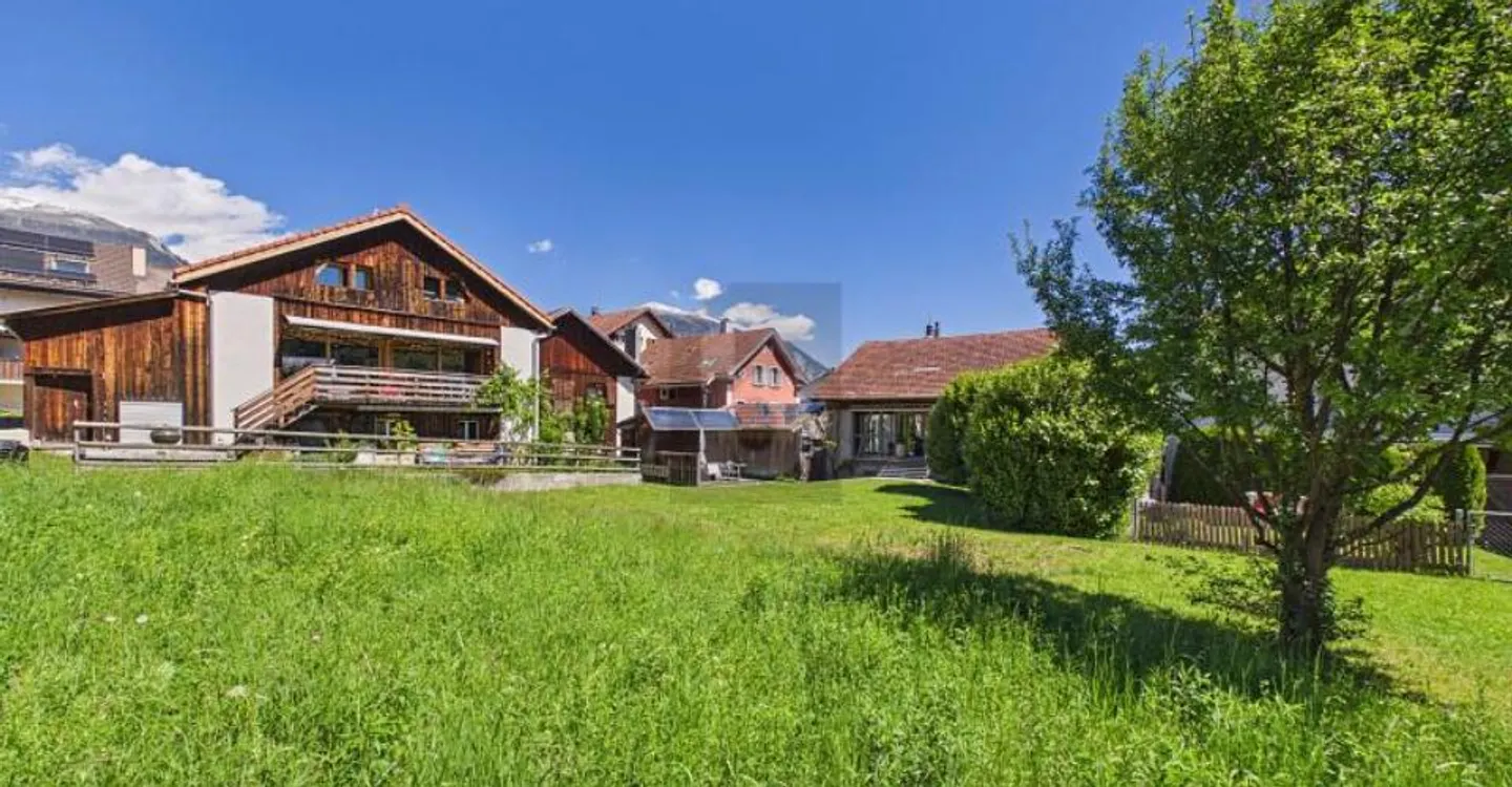 FAMILIENFREUNDLICHER NEUBAU AN RUHIGER LAGE - Foto 4 von 5