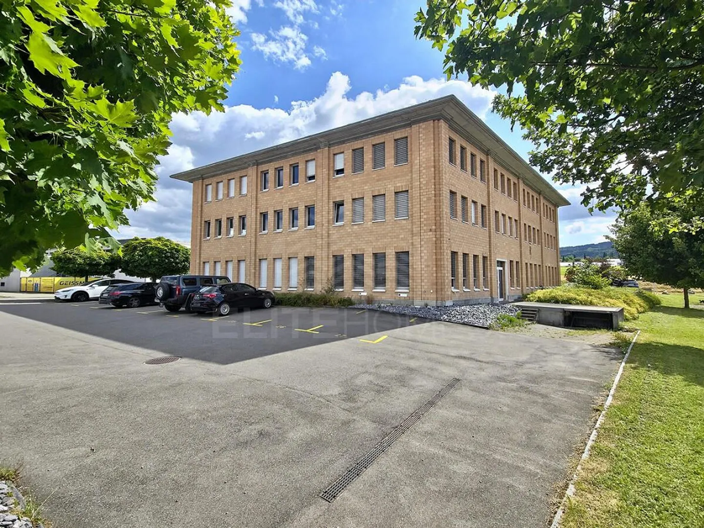 BÜRO- UND GEWERBEHAUS "TRIFOORE" - ÜBER 5% SOLLRENDITE - Foto 6 von 6