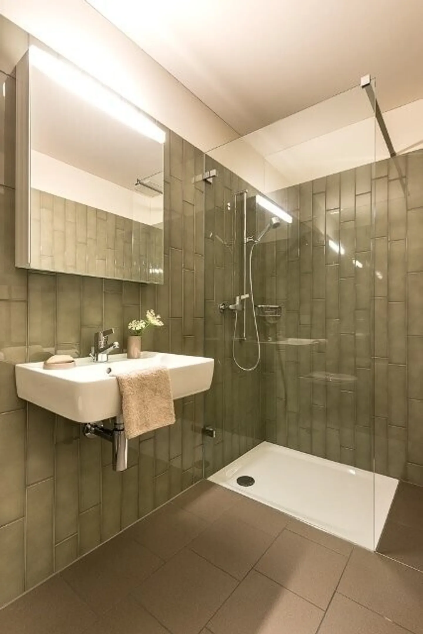 Finalmente a casa - Eleganza moderna con area giardino - Foto 7 di 9