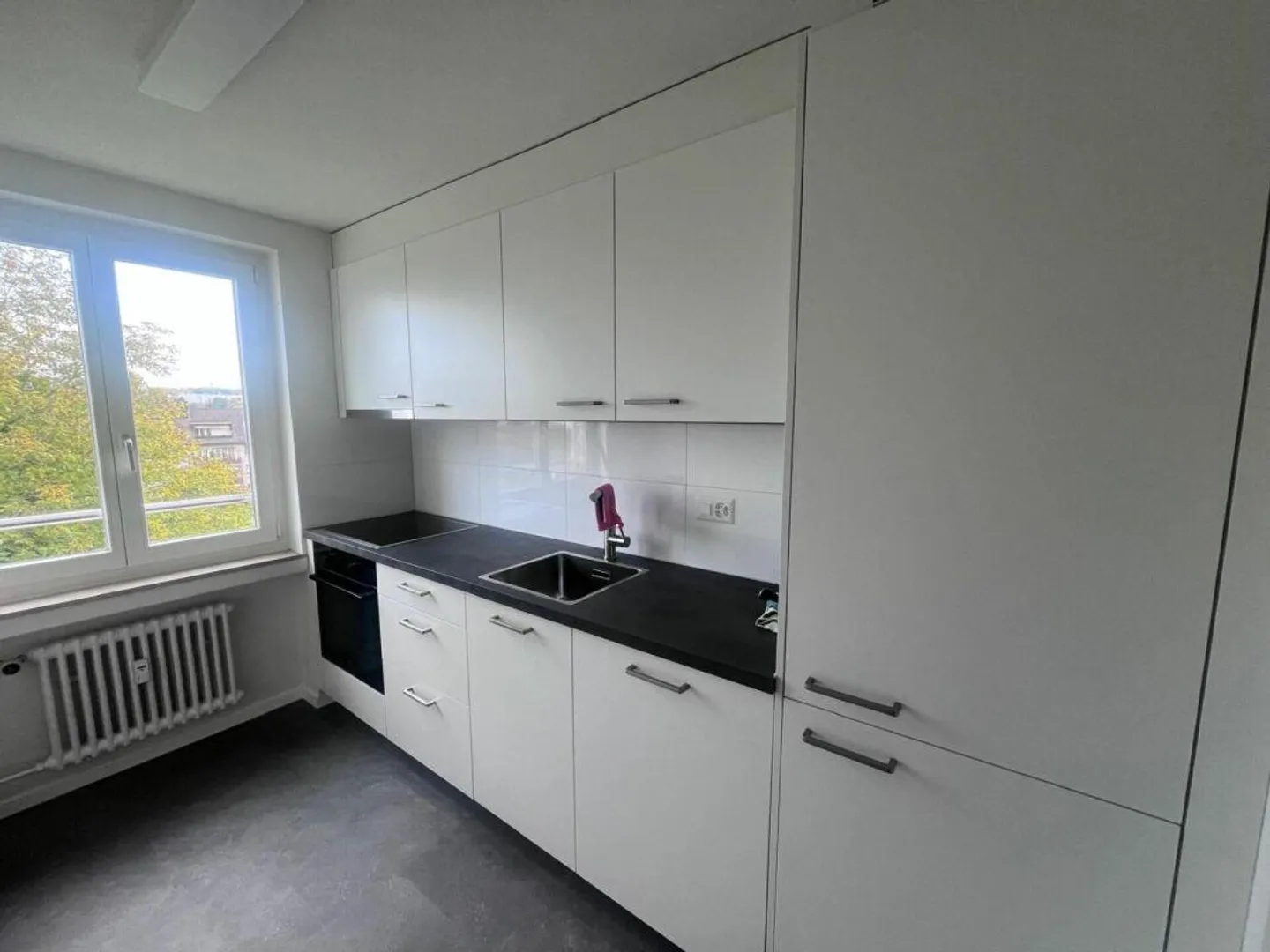 Appartement abordable dans un endroit calme - Photo 2 sur 8