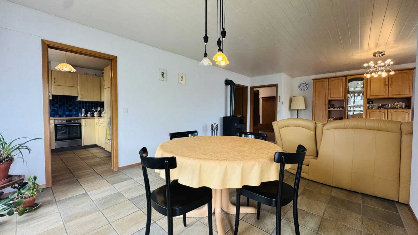 Detached 5-room single-family house with garage, forecourt, balcony, garden and beautiful view - Photo 8 of 26