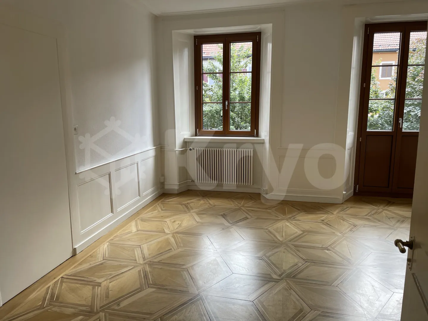 Charming City Center Apartment - Photo 3 of 9